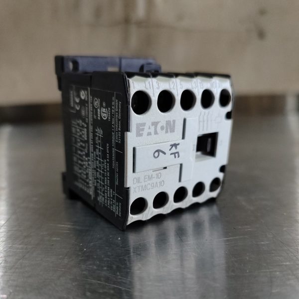 Купить Контактор EATON DIL EM-10 XTMC9A10