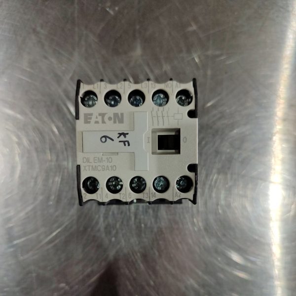 Купить Контактор EATON DIL EM-10 XTMC9A10