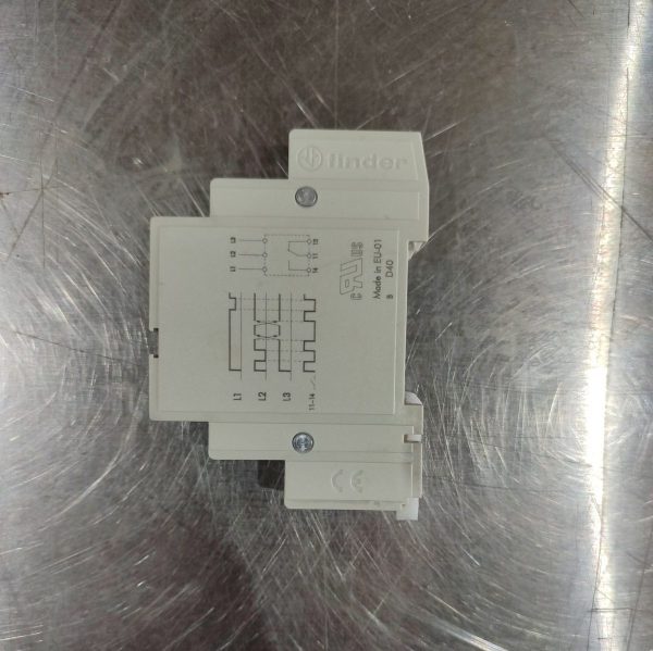 Купить Реле контроля напряжения Finder 70.61.8.400.000
