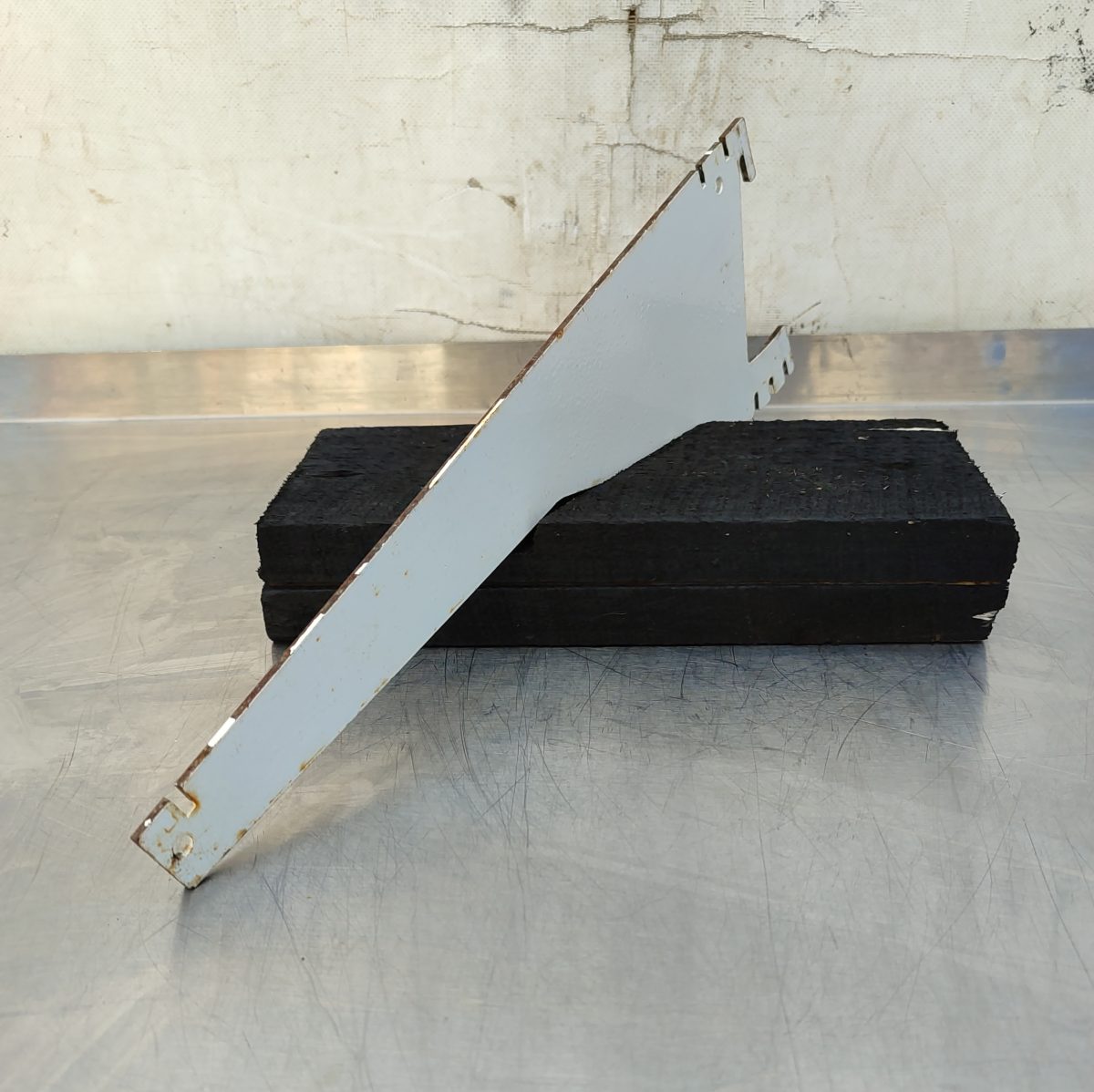 Купить Кронштейн Магма 35/30 белый