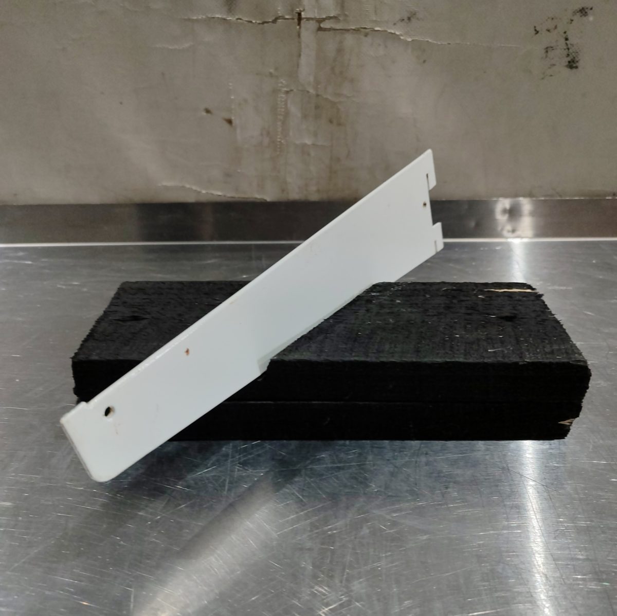 Купить Кронштейн Штрих 32/30 белый