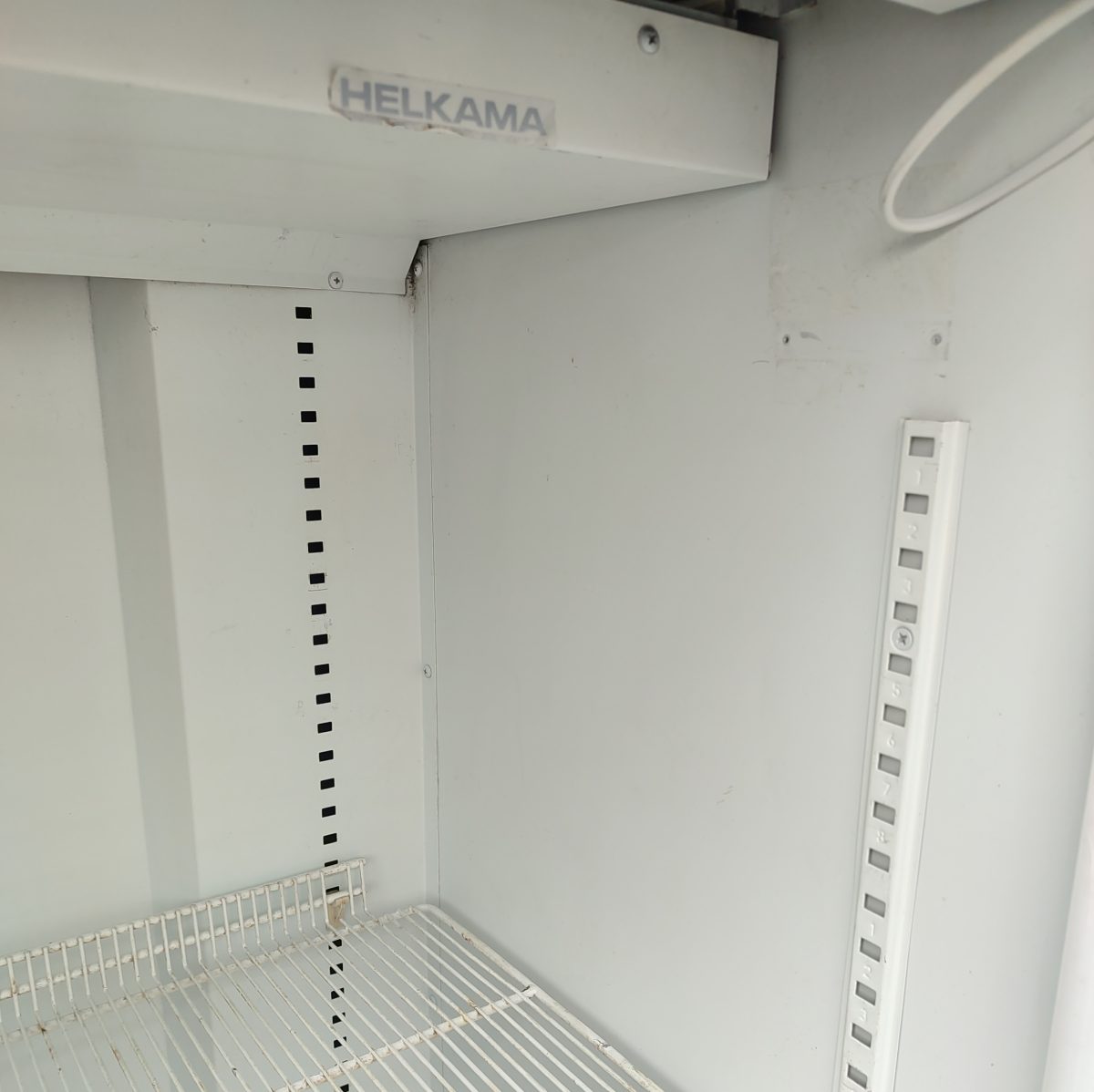 Купить Шкаф холодильный Helkama C10 Pomegranate