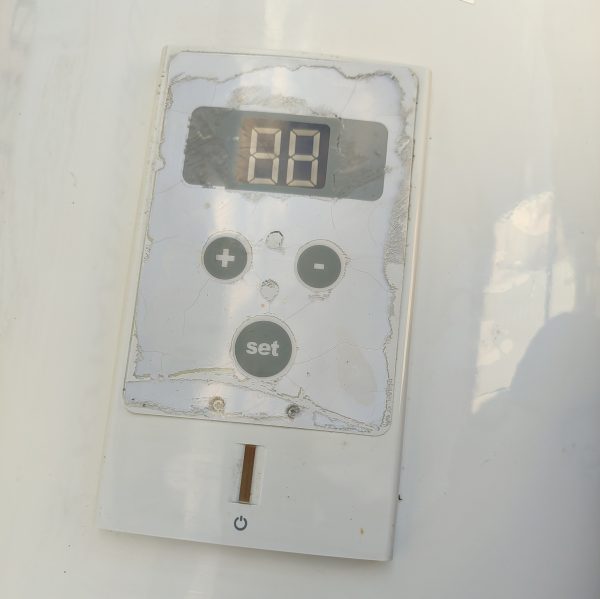 Купить Водонагреватель Bosch EWH 50