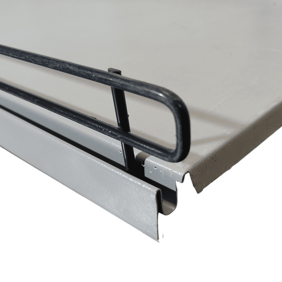 Купить Ограничитель полки Стрим 580/в60/30