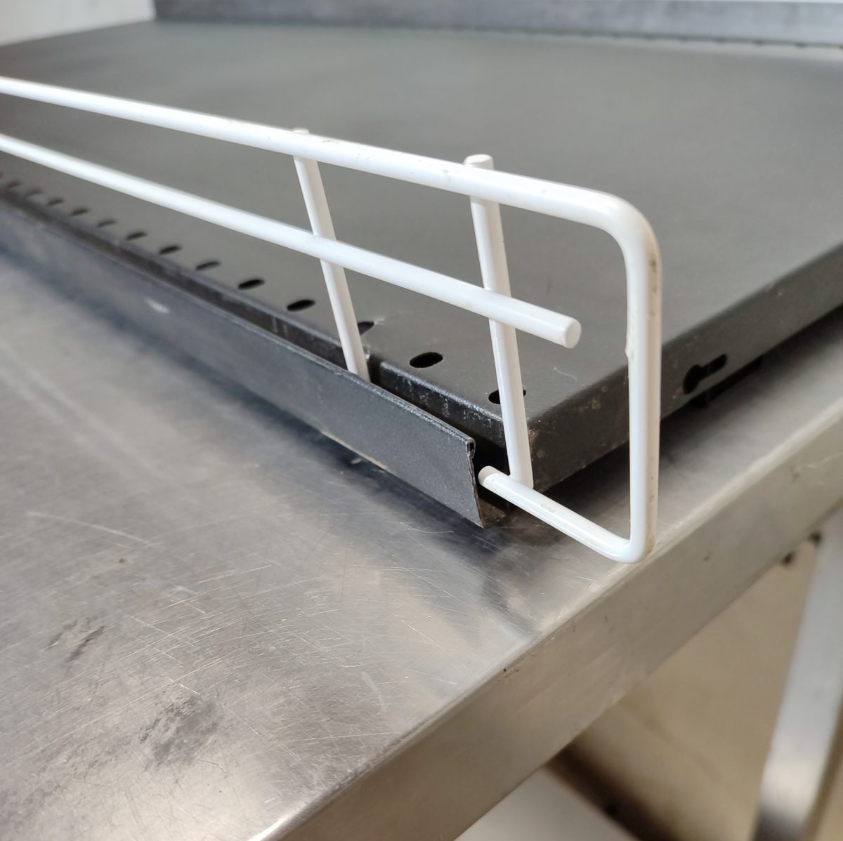 Купить Ограничитель полки Ривьера 930/в65