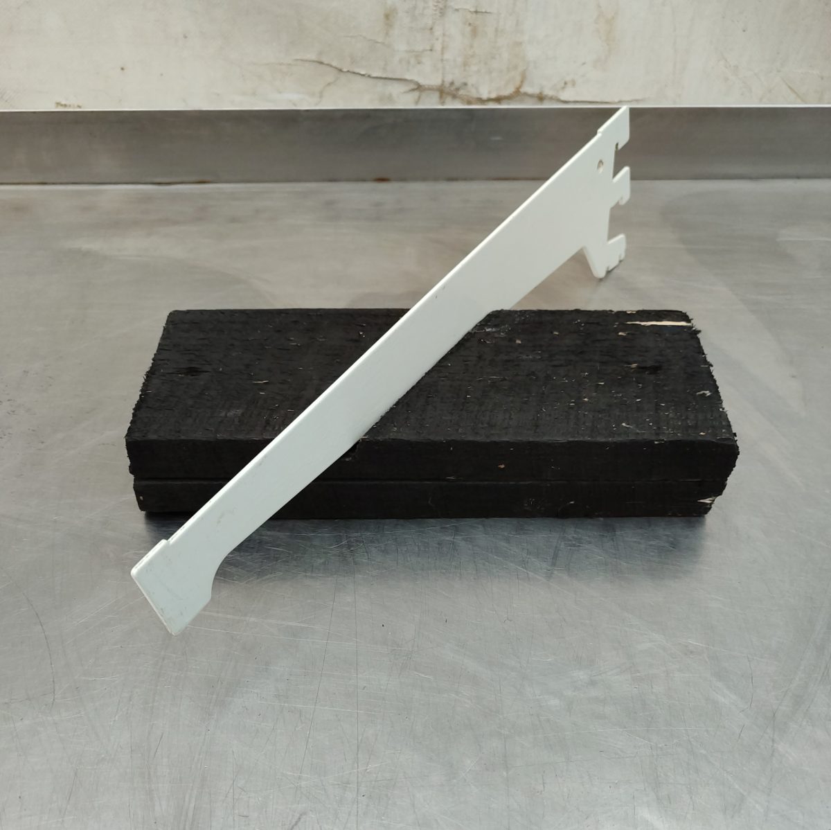 Купить Кронштейн Каравай 39/33 белый