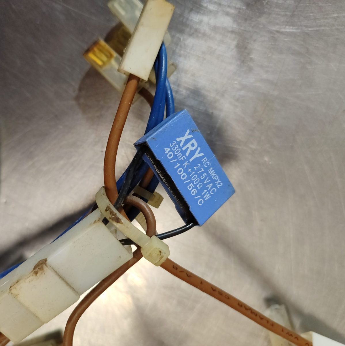 Купить Термостат C23114 защитный для BREMA серии CB и GB в сборе с косой электрической