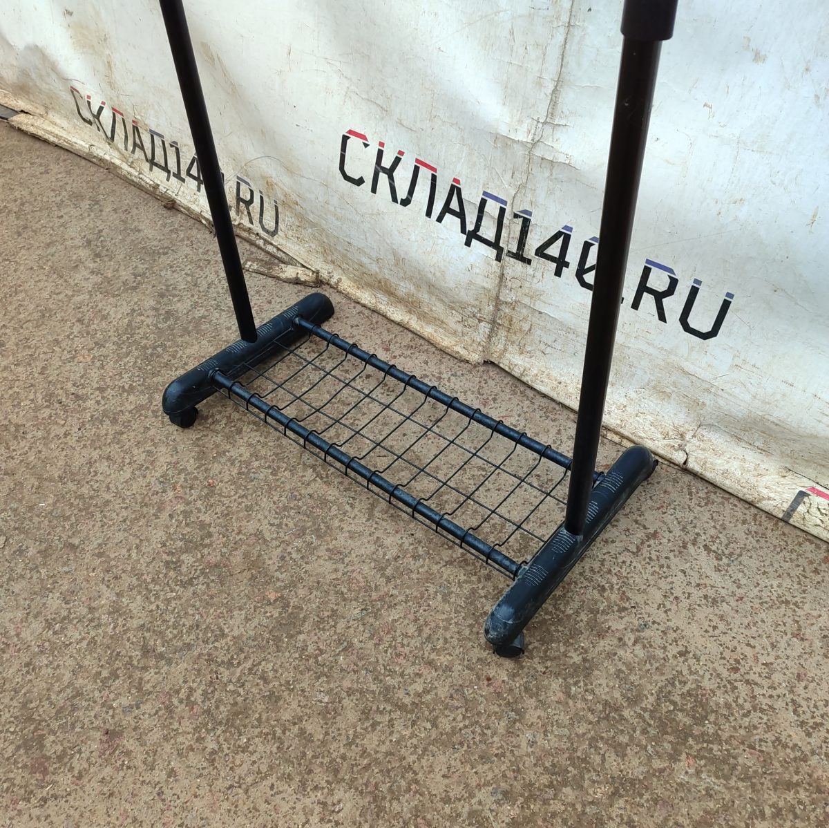 Купить Вешалка черная сталь 93/158/80