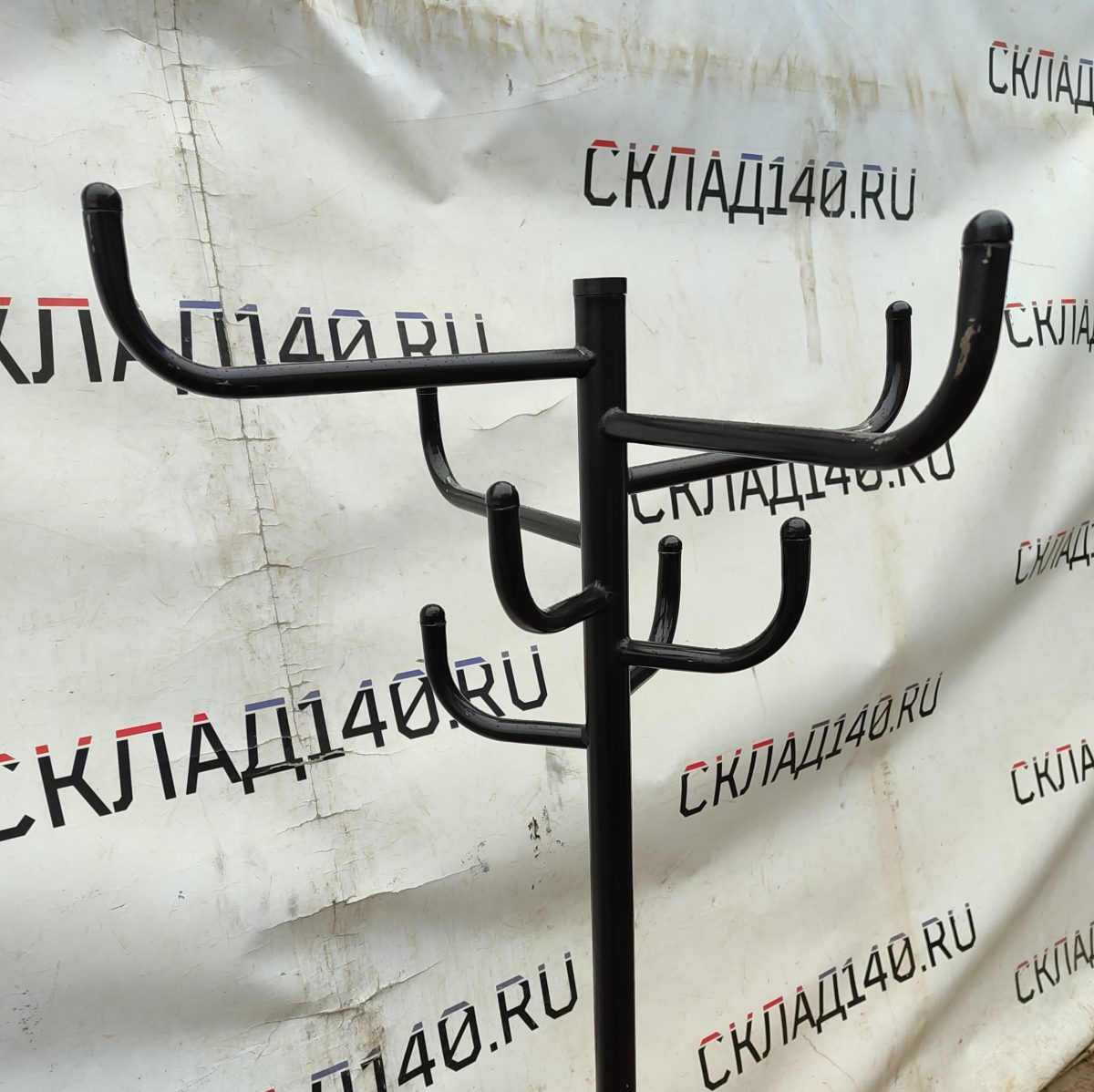 Купить Вешалка черная сталь д68в176