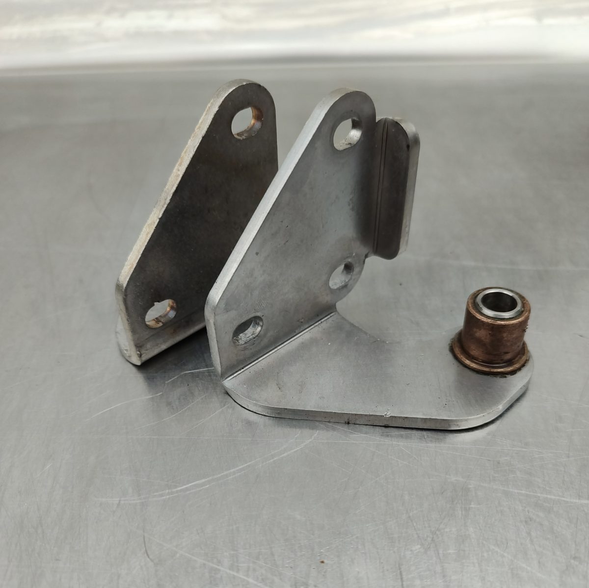 Купить Петли двери APACH A1/10LD