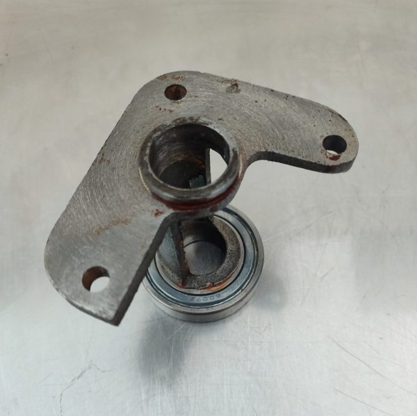 Купить Корпус червячного вала с подшипником