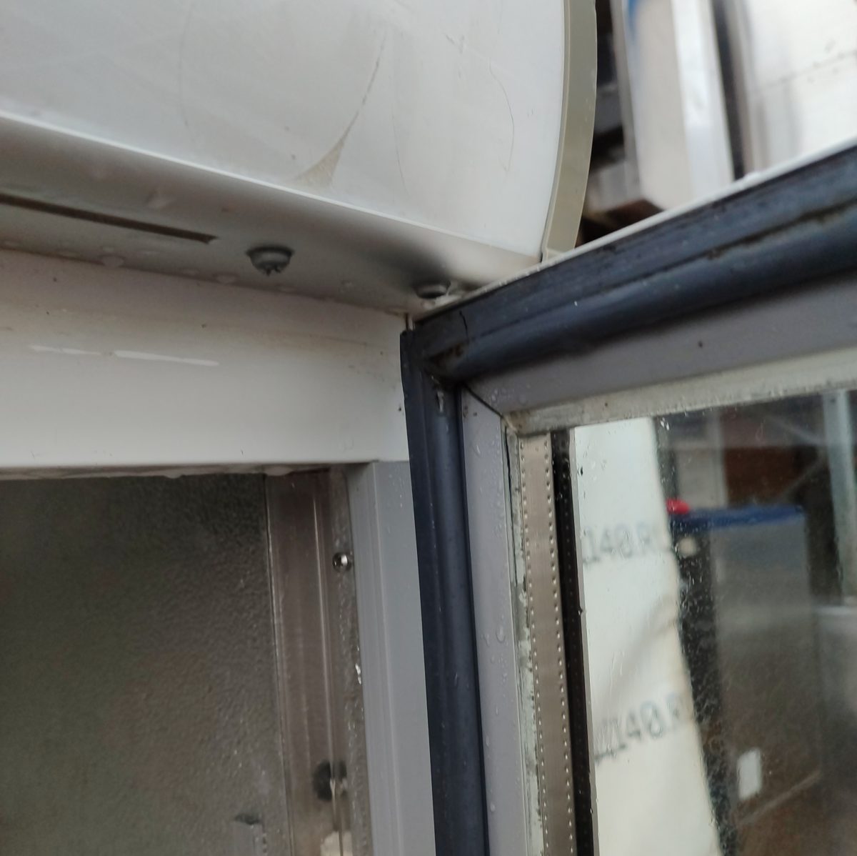 Купить Шкаф холодильный Caravell 390