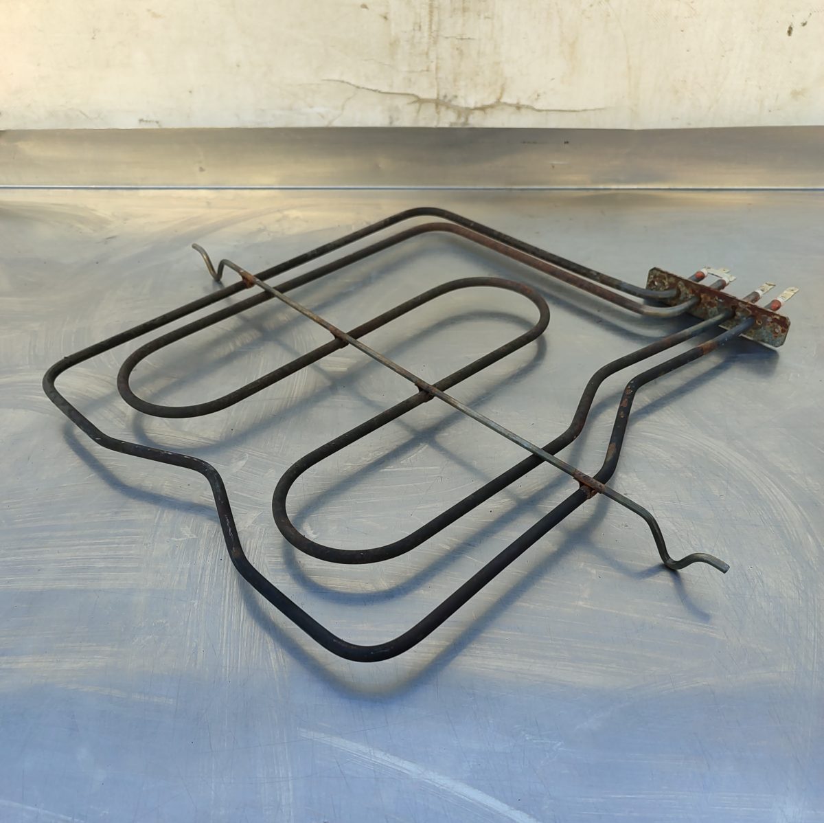 Купить Тэн верхний для Indesit IFW 3534 H IX