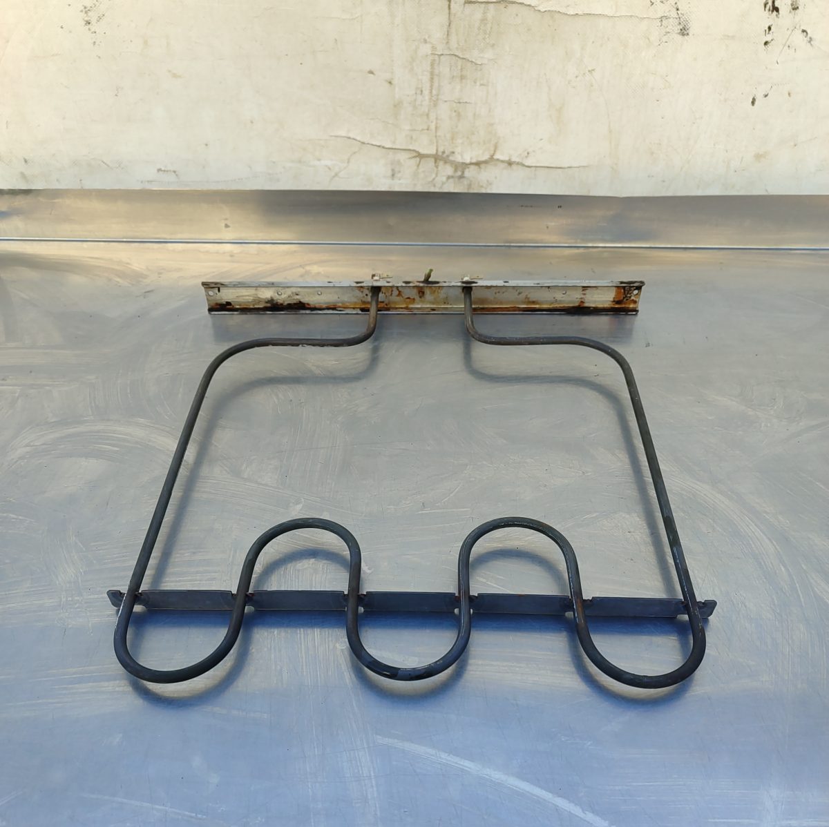 Купить Тэн нижний для Indesit IFW 3534 H IX