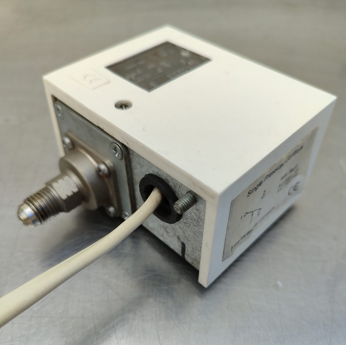 Купить RD2 реле давления,диапазоном срабатывания 1-10 bar.для сжатого воздуха,фреона,воды