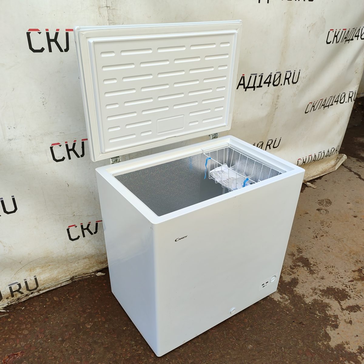 Купить Ларь морозильный Candy CCM200R