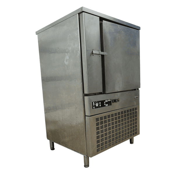 Шкаф шоковой заморозки Zanussi BCF 56 HA